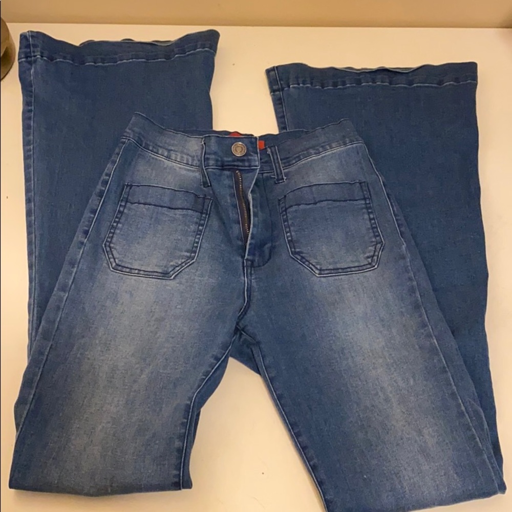 High waisted jeans